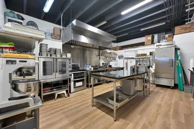 Complete Restaurant Equipment Package with Modern Finishes