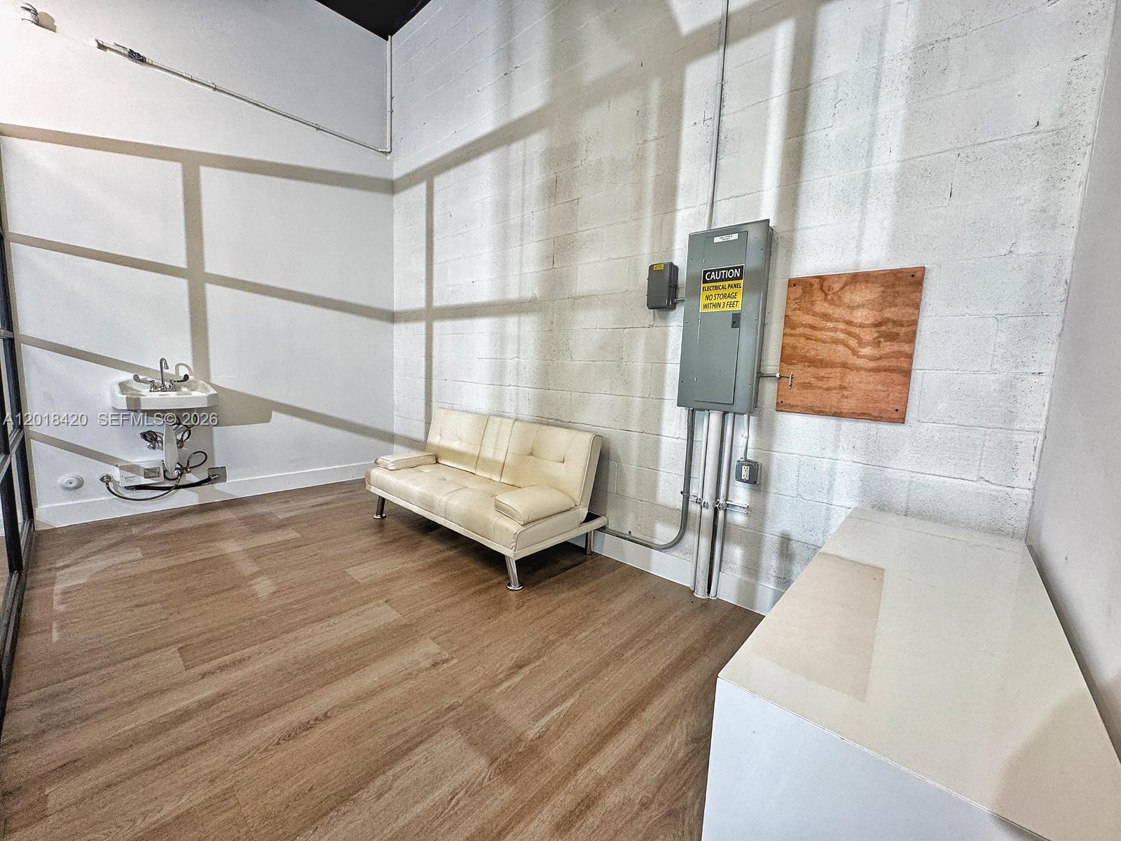 Turnkey Optical Boutique Assets with Custom Luxury Millwork