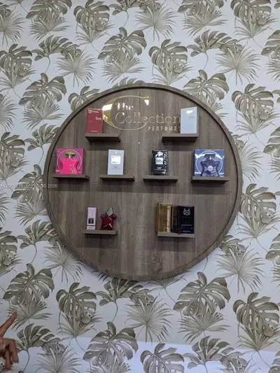 Complete Cosmetics Store Assets with Prime Display Cases