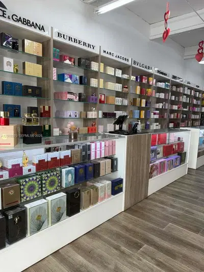 Complete Cosmetics Store Assets with Prime Display Cases