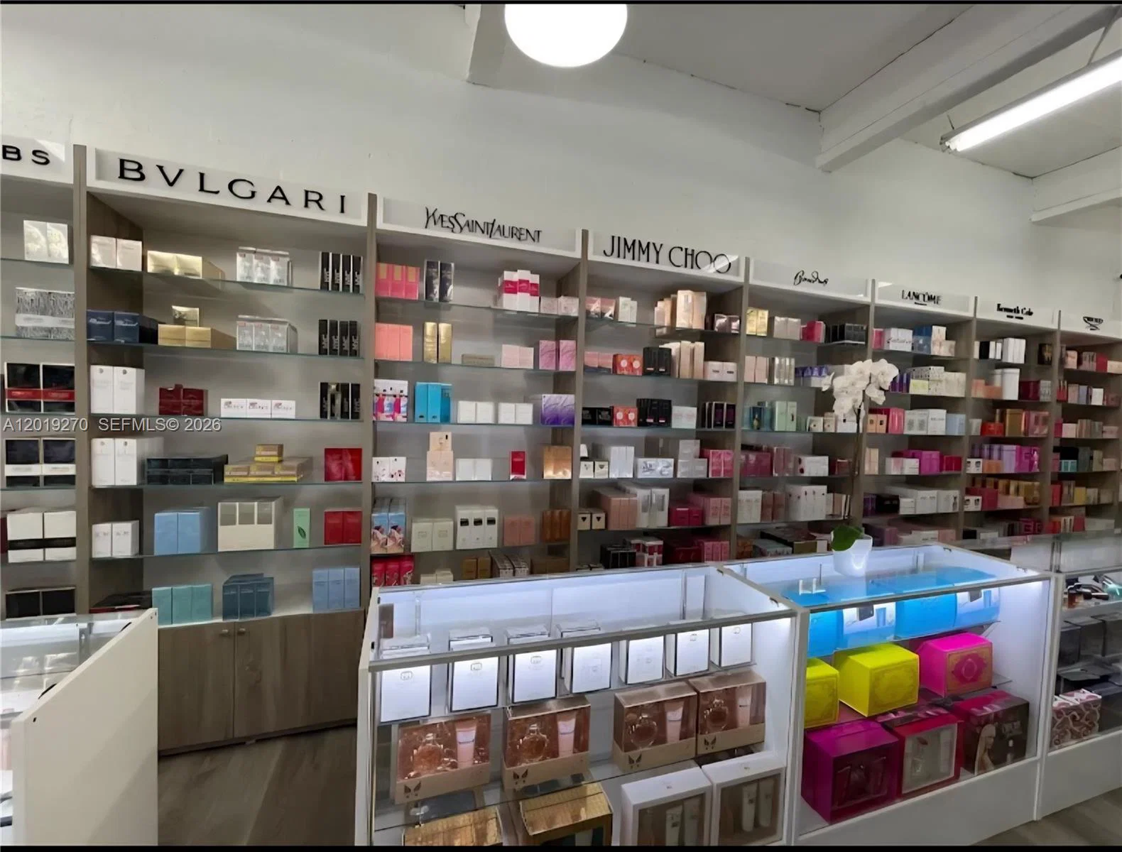 Complete Cosmetics Store Assets with Prime Display Cases