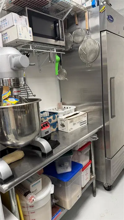 Complete Dark Kitchen Equipment Package with Established Customer Base