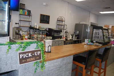 Prime Cafe and Restaurant with Low Rent in High Traffic Location