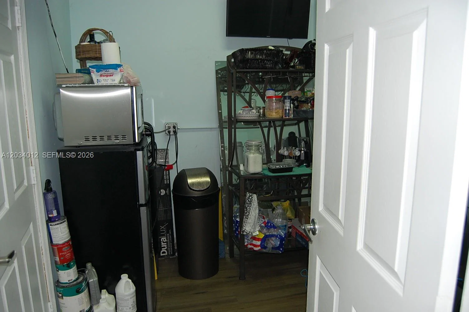 Complete Barbershop Equipment Package with 6 Chairs