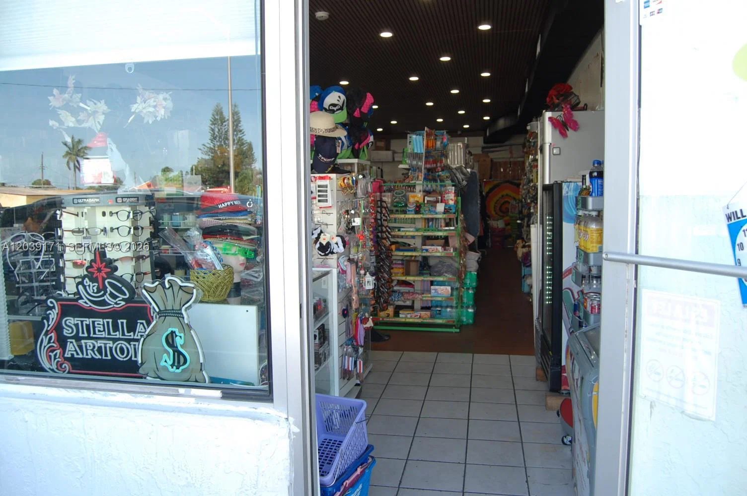 Established Convenience Store with Loyal Customer Base