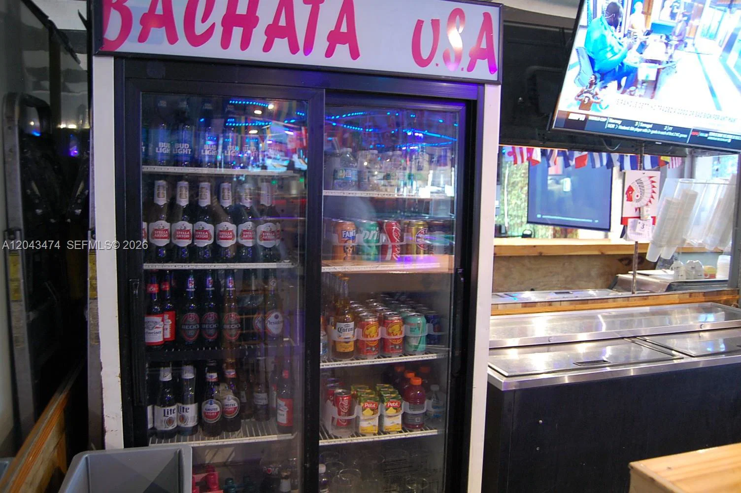 Established Restaurant  Entertainment Venue with Full Kitchen