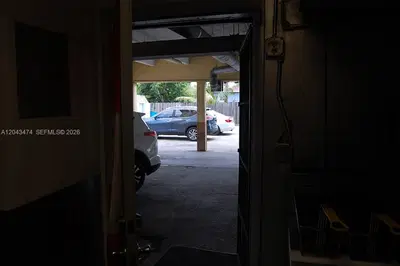 Established Restaurant  Entertainment Venue with Full Kitchen