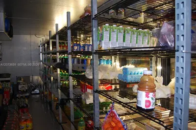 Niche Honduran Grocery and Prepared Food Business with Loyal Clientele