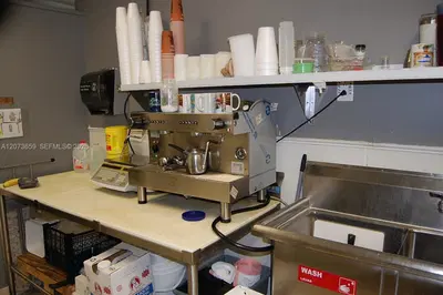Niche Honduran Grocery and Prepared Food Business with Loyal Clientele