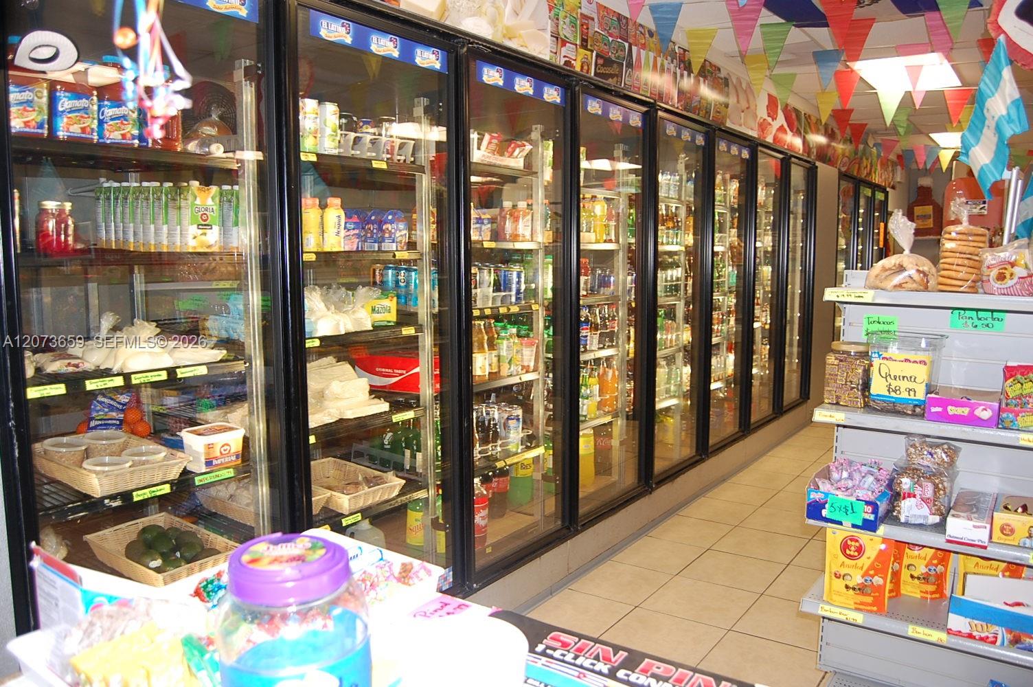 Niche Honduran Grocery and Prepared Food Business with Loyal Clientele