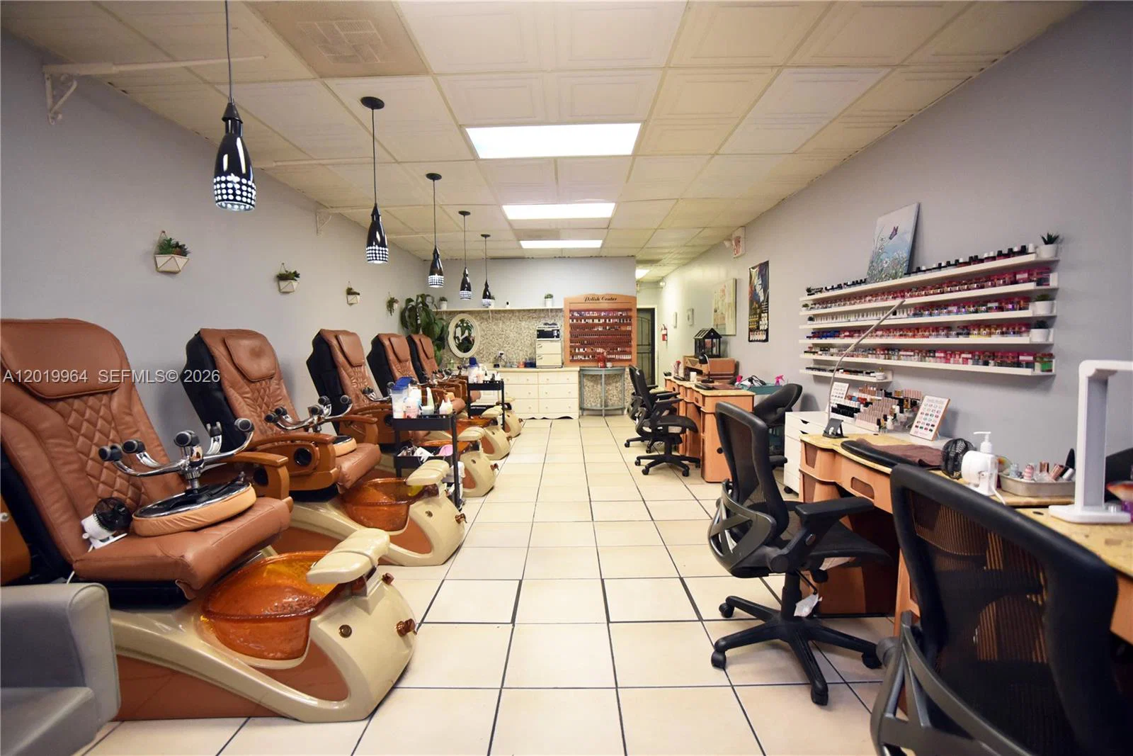 Complete Nail Salon Equipment Package with Established Clientele