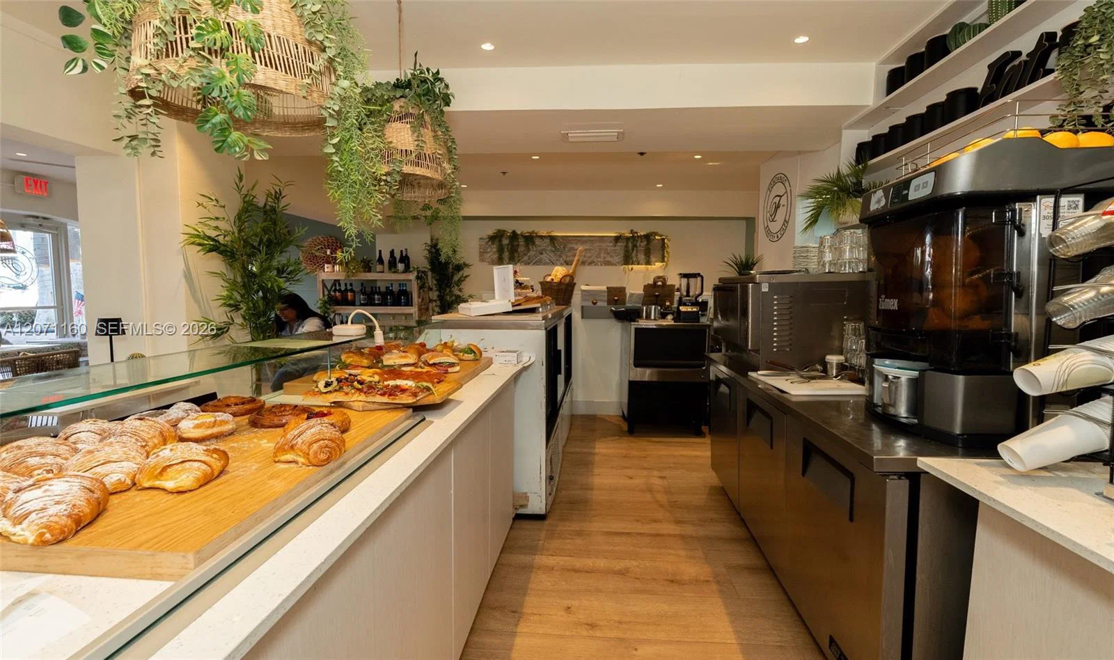 Premier Multi Location Bakery Caf with Central Production Facility