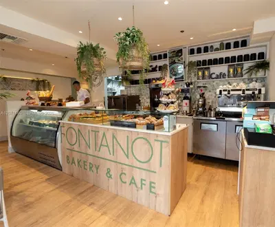 Premier Multi Location Bakery  Caf with Central Production Facility