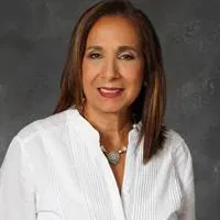 Sandra Suarez