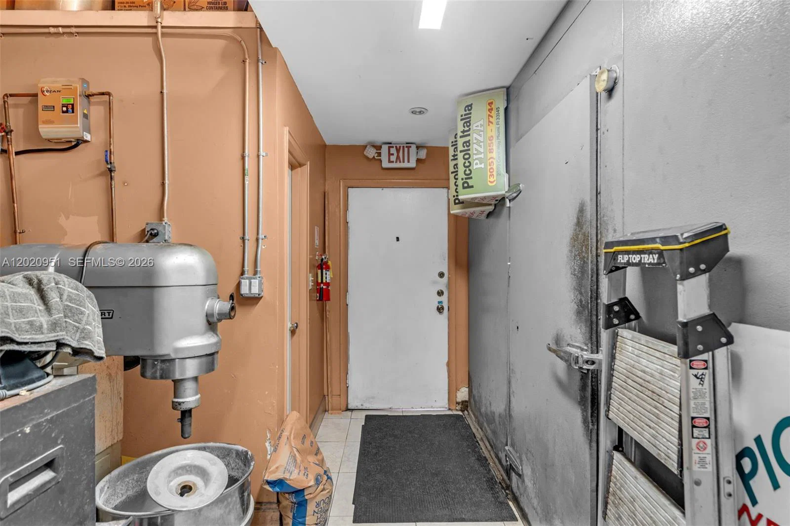 Complete Pizzeria Equipment Package with Commercial Grade Fixtures