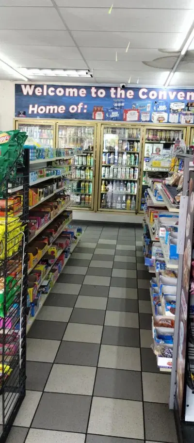 Complete Vape Shop and Convenience Store Assets