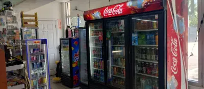 Complete Vape Shop and Convenience Store Assets