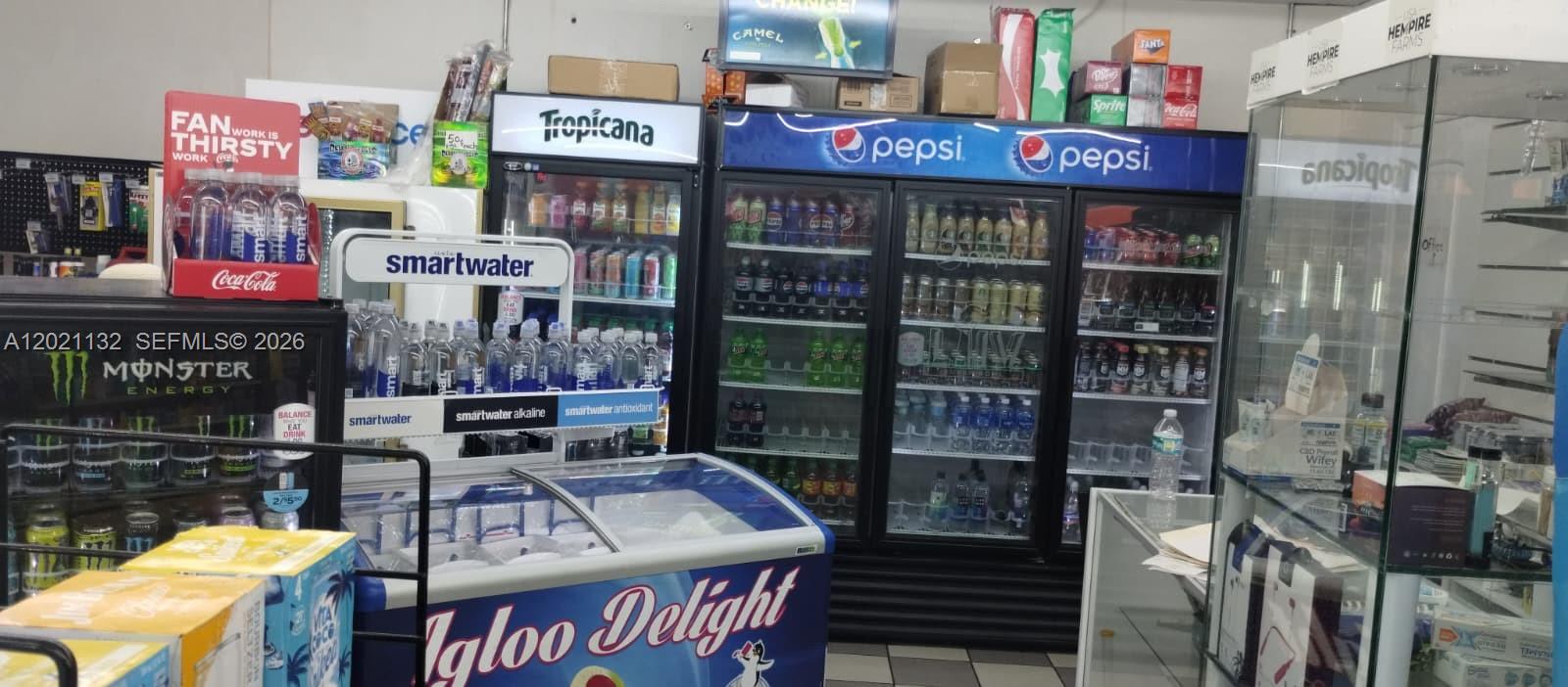 Complete Vape Shop and Convenience Store Assets