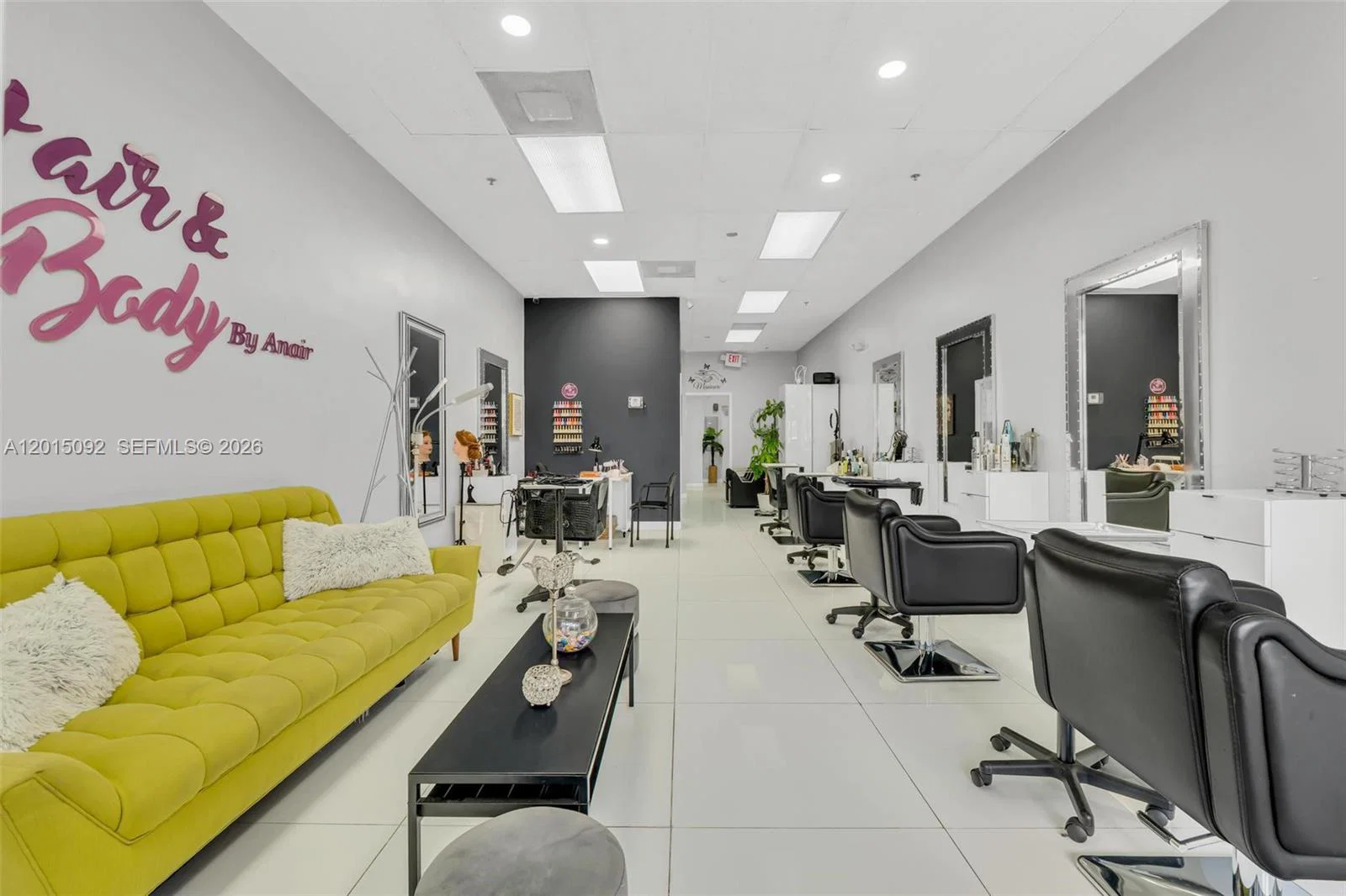 Established Beauty Salon with Loyal Clientele