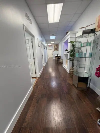 Prime Commercial Office Space with Excellent Visibility and Access