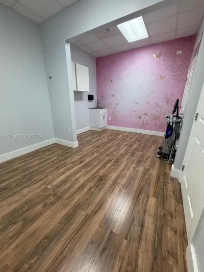 Prime Commercial Office Space with Excellent Visibility and Access