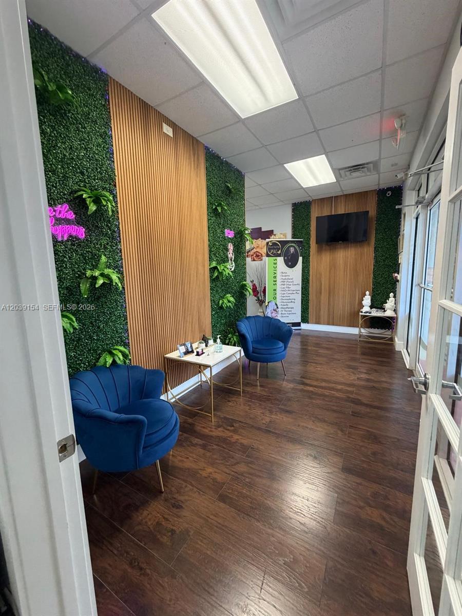 Prime Commercial Office Space with Excellent Visibility and Access