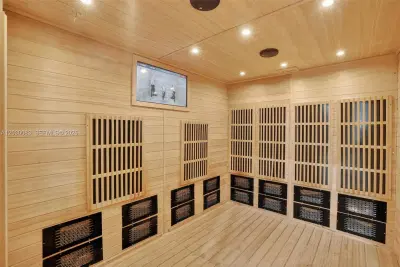 Premier Infrared Fitness Studio with Recurring Membership Revenue