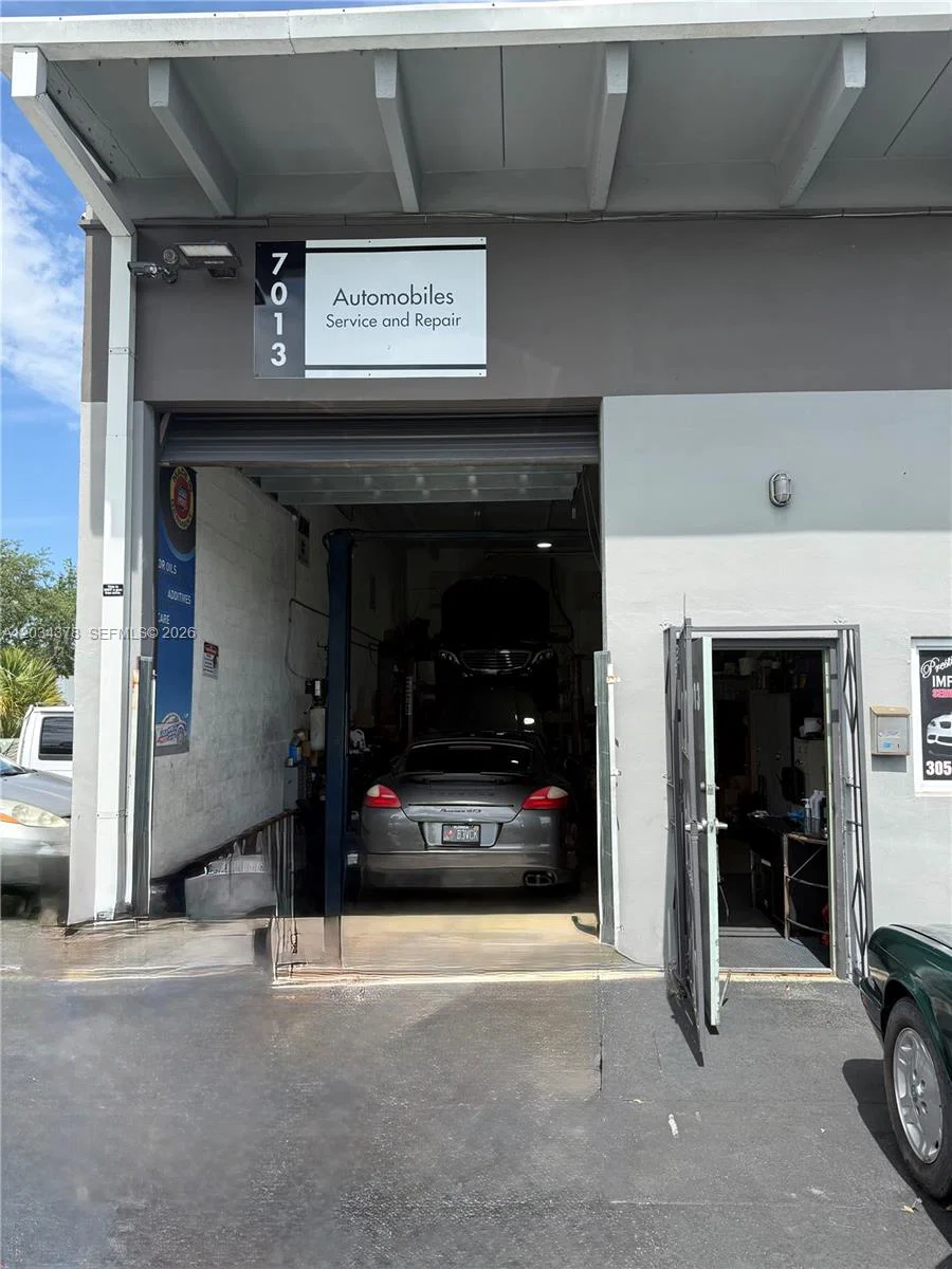 Profitable Import Auto Repair with Loyal Clientele