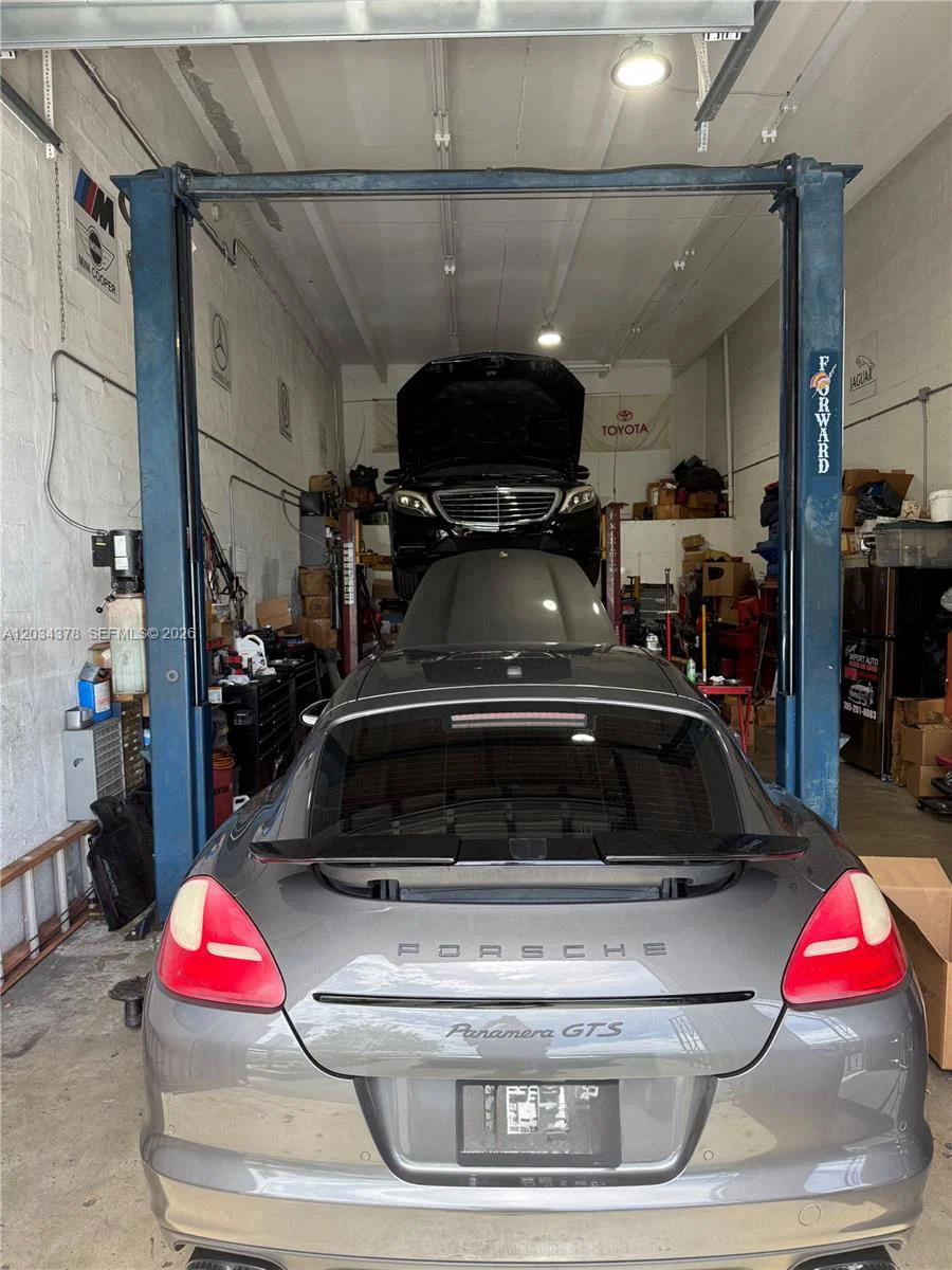 Profitable Import Auto Repair with Loyal Clientele