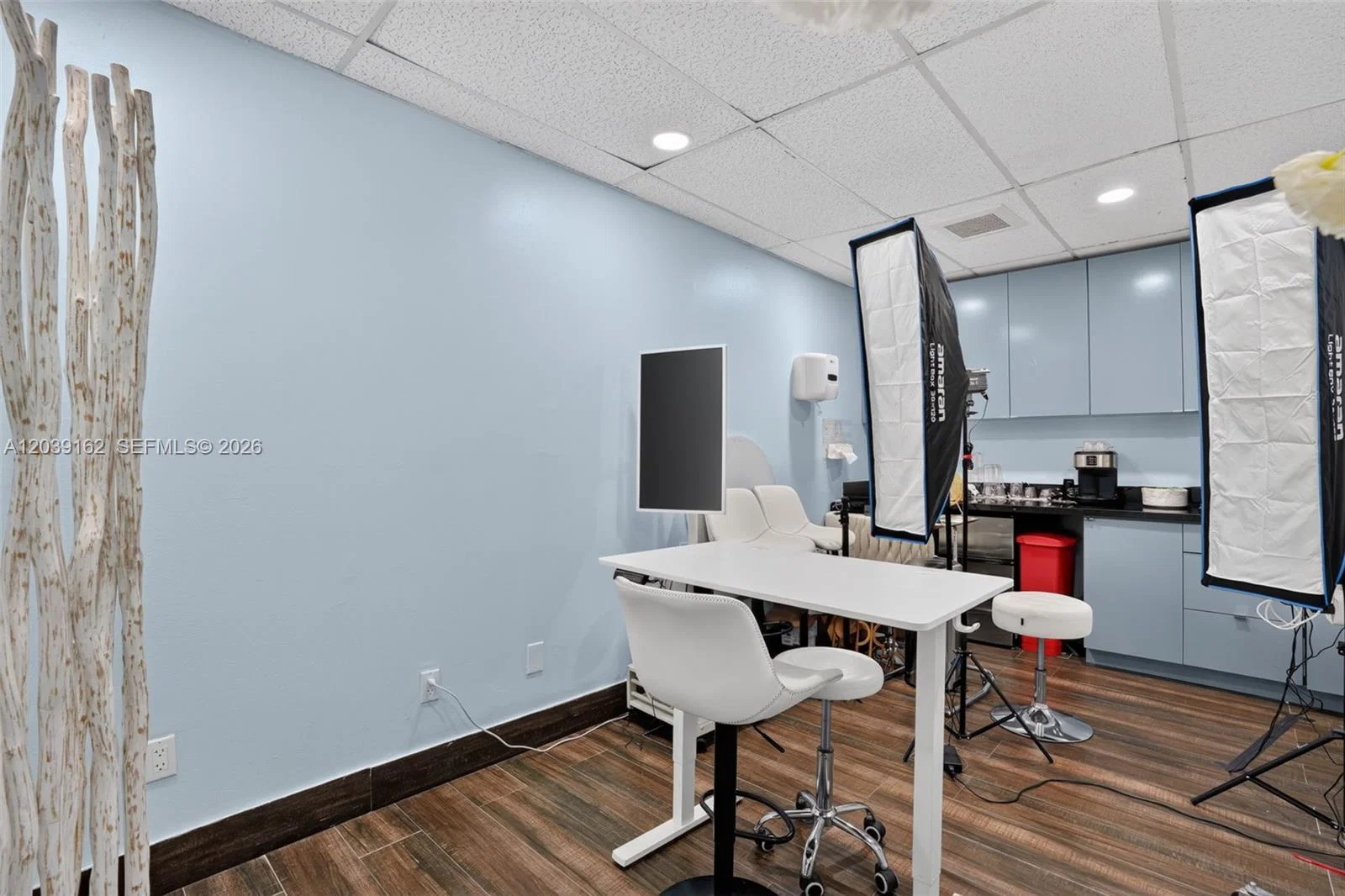 Profitable Laser  Electrolysis Clinic with Loyal Clientele