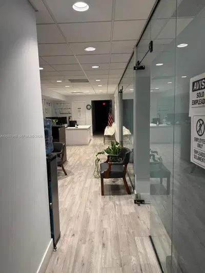 Thriving Healthcare Clinic with Diverse Service Offerings