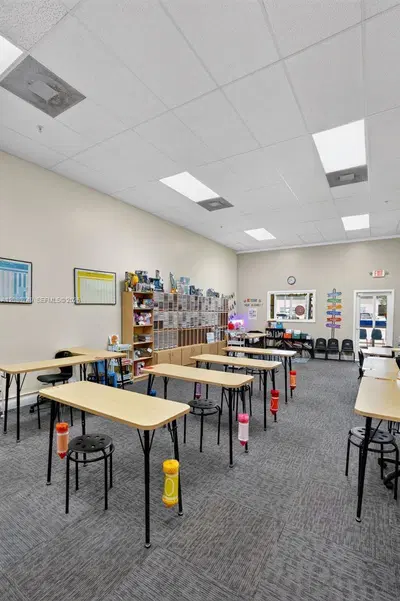 Established Math  Reading Learning Center with Loyal Student Base
