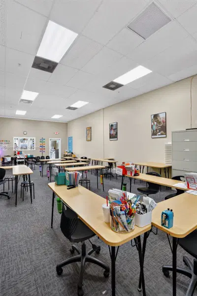 Established Math  Reading Learning Center with Loyal Student Base