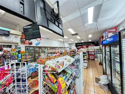 Complete Convenience Store and Gas Station Assets with Full Kitchen