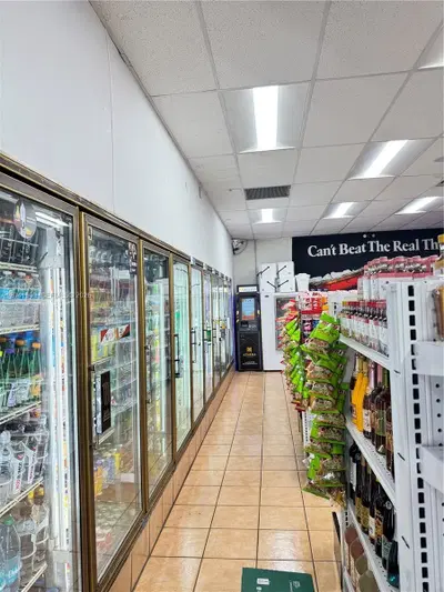 Complete Convenience Store and Gas Station Assets with Full Kitchen