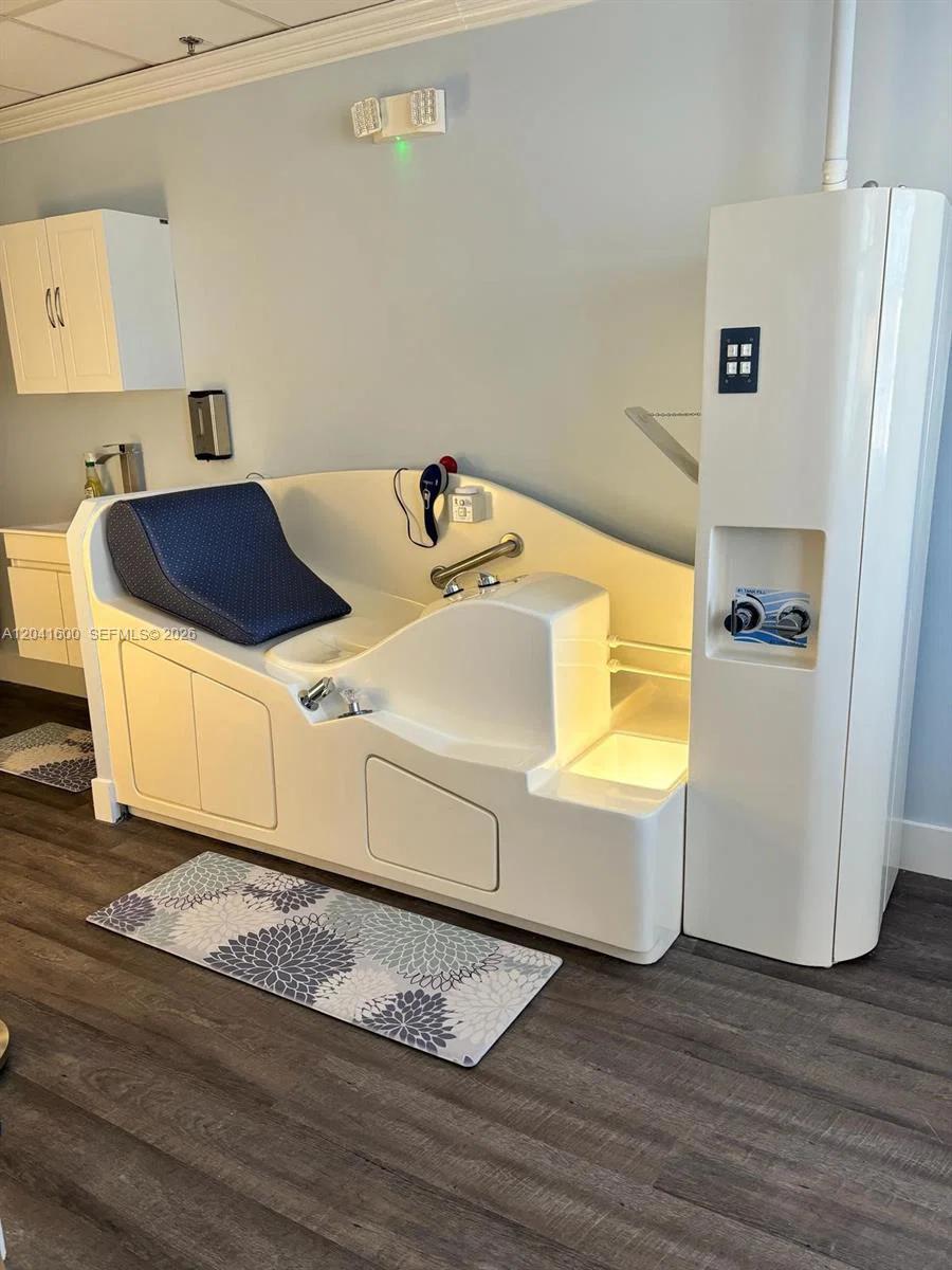 Thriving Colon Hydrotherapy Practice with Expansion Potential