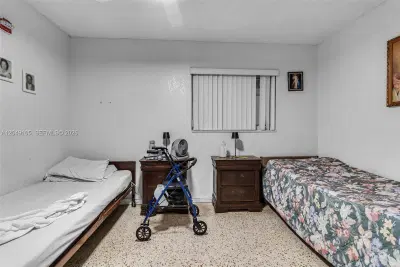 Turnkey Assisted Living Facility with 5 Long Term Care Patients