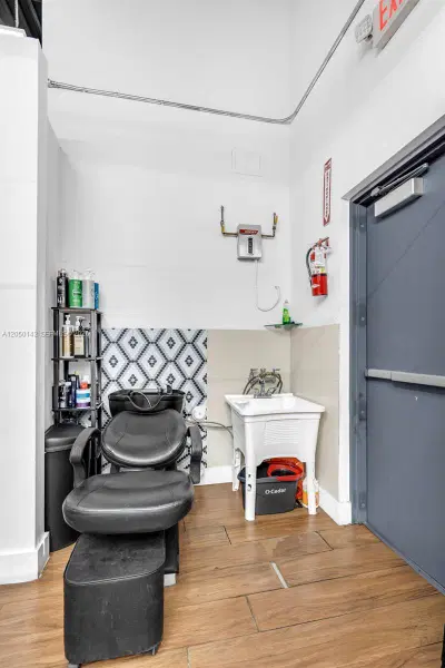 Complete Beauty Suites Assets with Valuable Inventory
