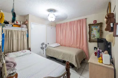 Established Assisted Living Facility with 6 Bed Capacity