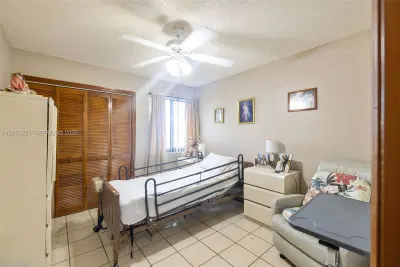 Established Assisted Living Facility with 6 Bed Capacity