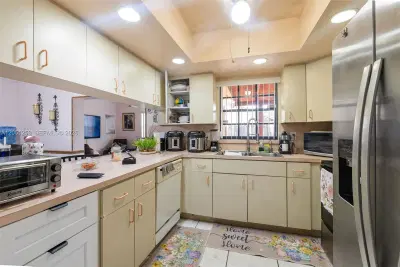 Established Assisted Living Facility with 6 Bed Capacity