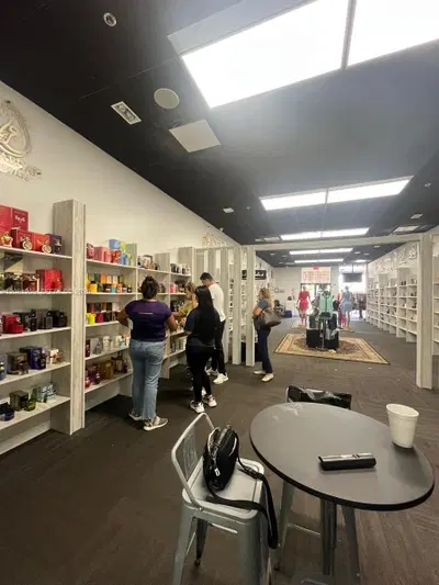Turnkey Arabian Perfume Boutique with Luxury Oud Selection
