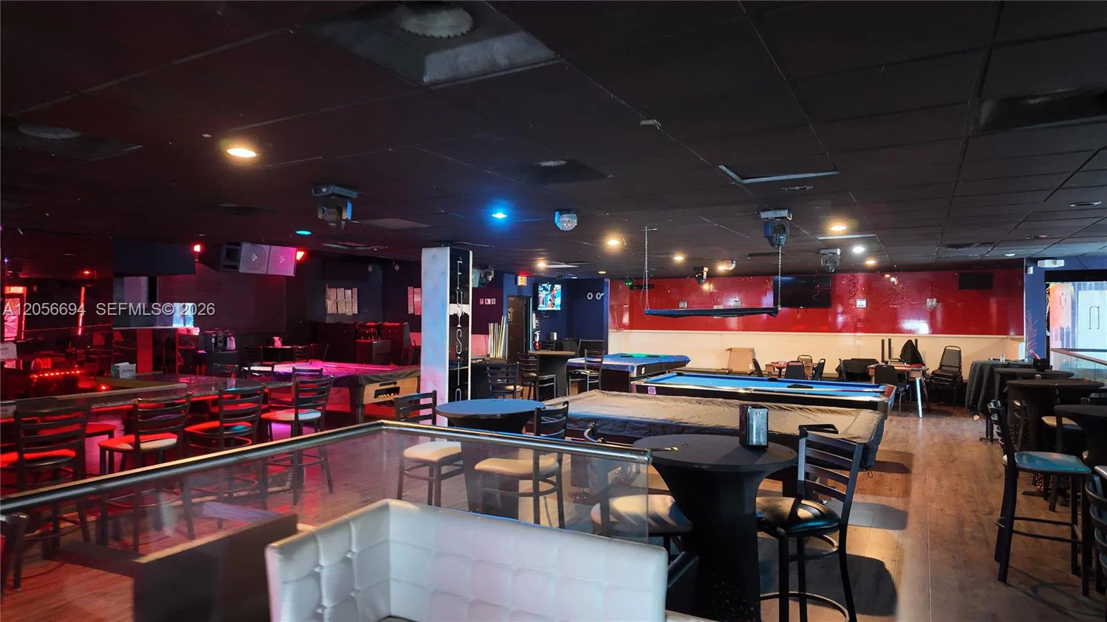Complete Sports Bar Lounge Assets with Active 4COP Liquor License