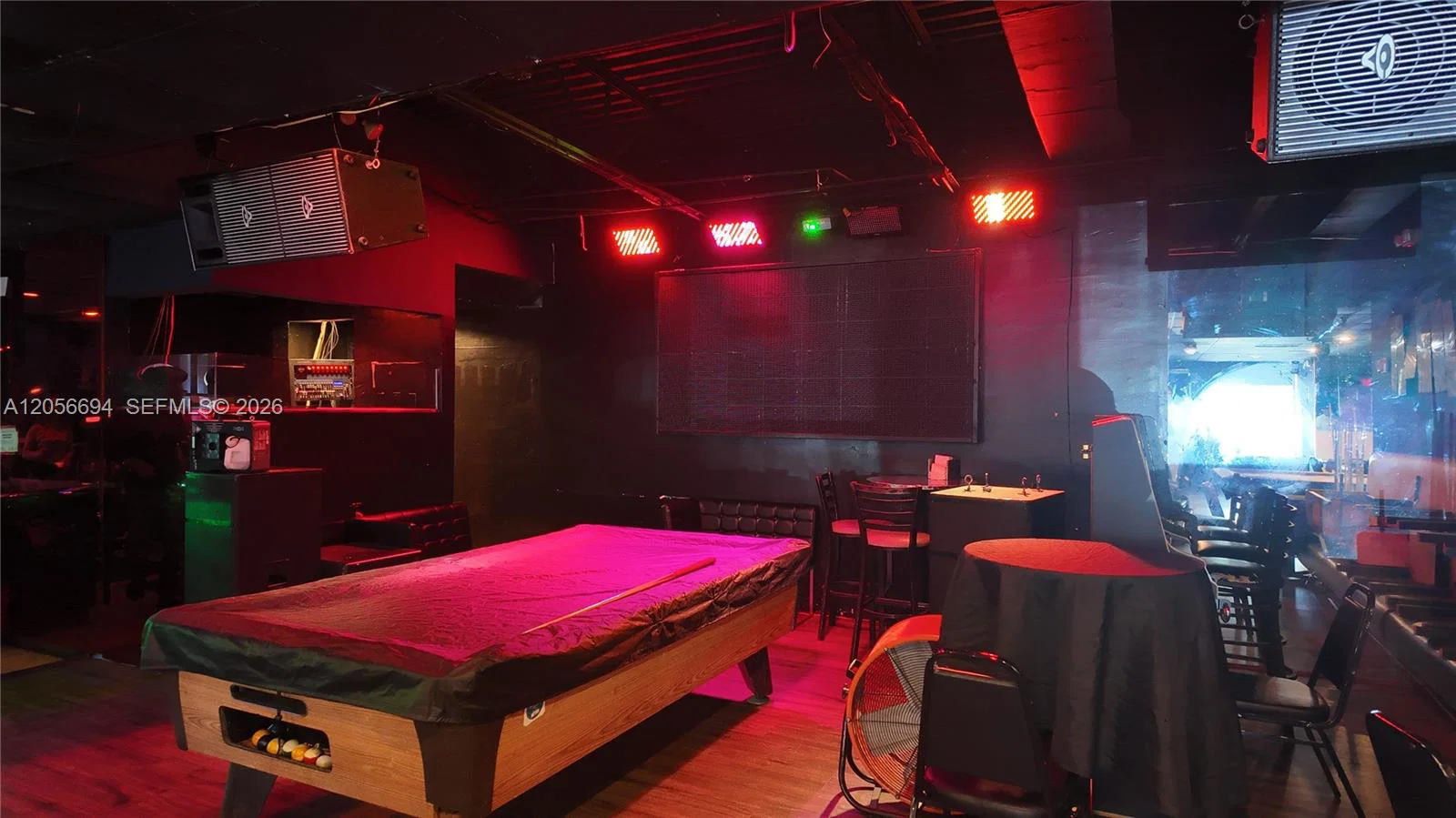 Complete Sports Bar Lounge Assets with Active 4COP Liquor License