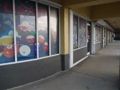 Complete Sports Bar  Lounge Assets with Active 4COP Liquor License
