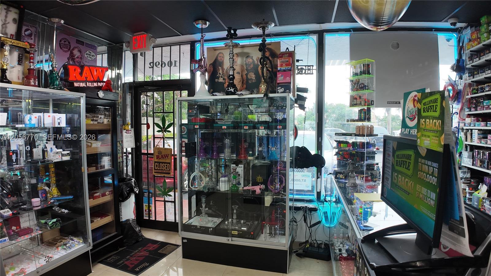 High Volume Specialty Retailer with Loyal Repeat Clientele