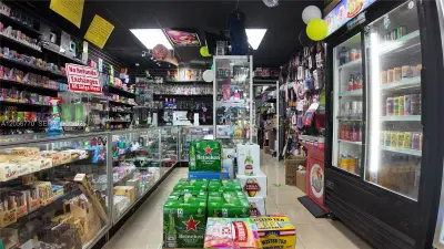 High Volume Specialty Retailer with Loyal Repeat Clientele