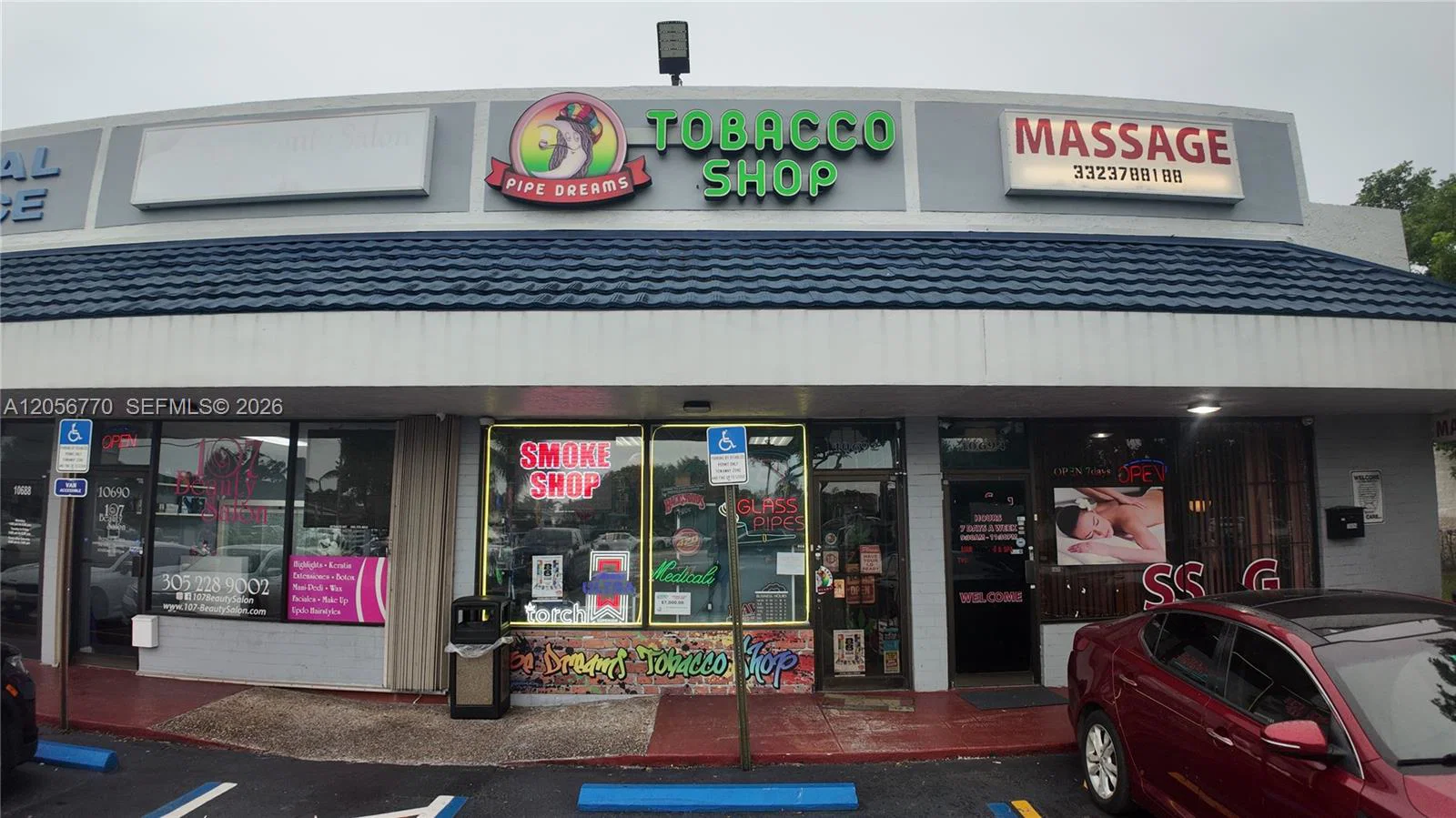 High Volume Specialty Retailer with Loyal Repeat Clientele