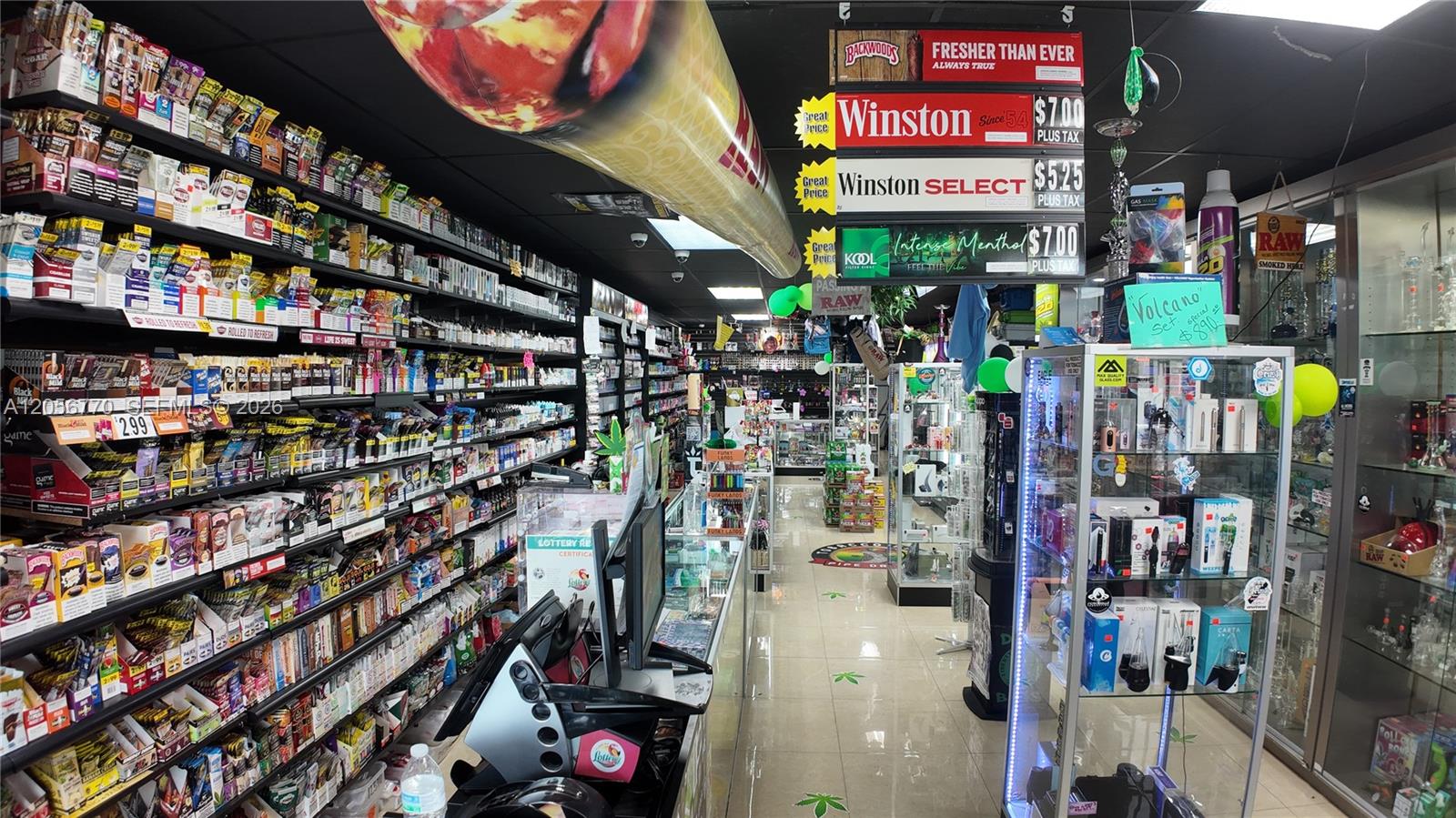 High Volume Specialty Retailer with Loyal Repeat Clientele
