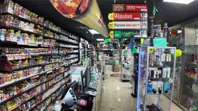 High Volume Specialty Retailer with Loyal Repeat Clientele